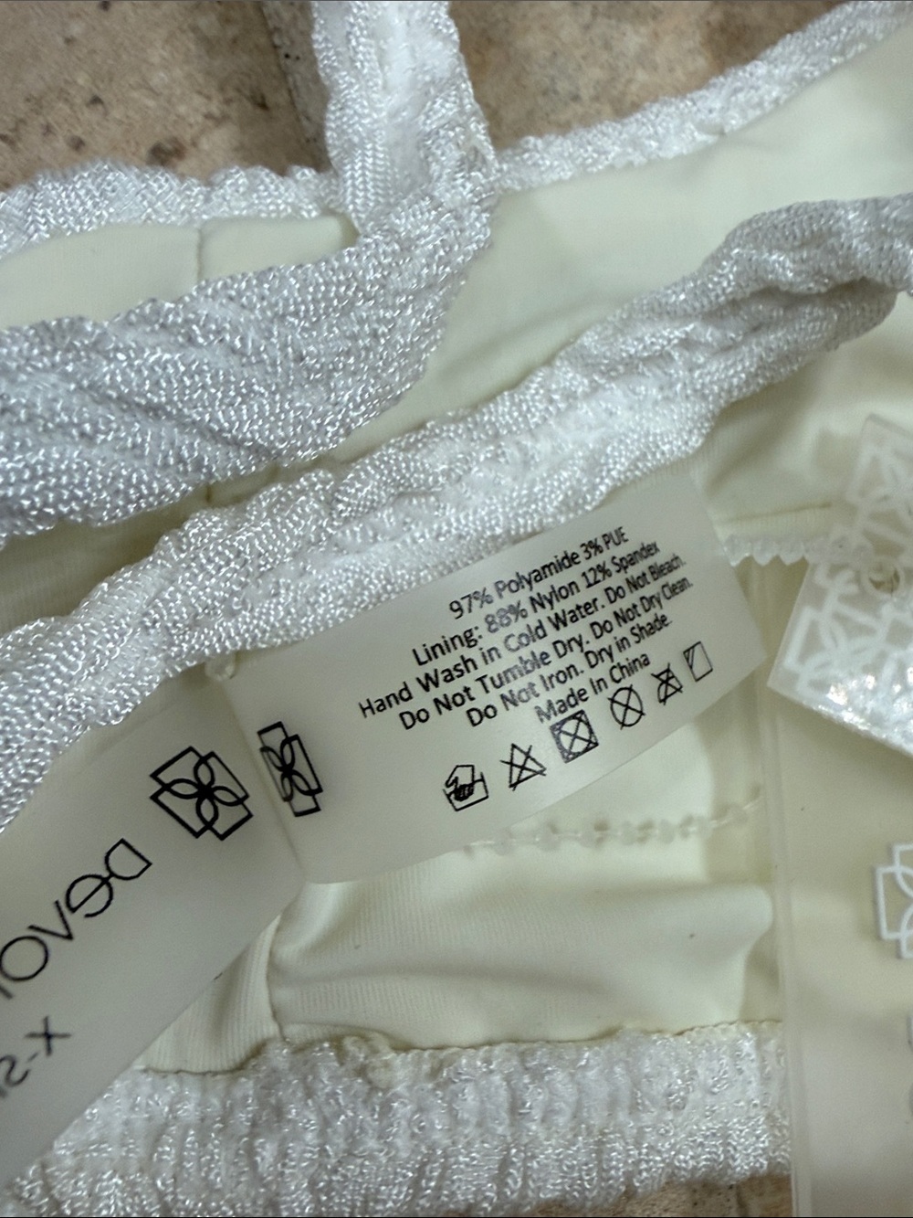 DEVON WINDSOR White Textured Strappy Bikini Top NWT - Picture 7 of 7